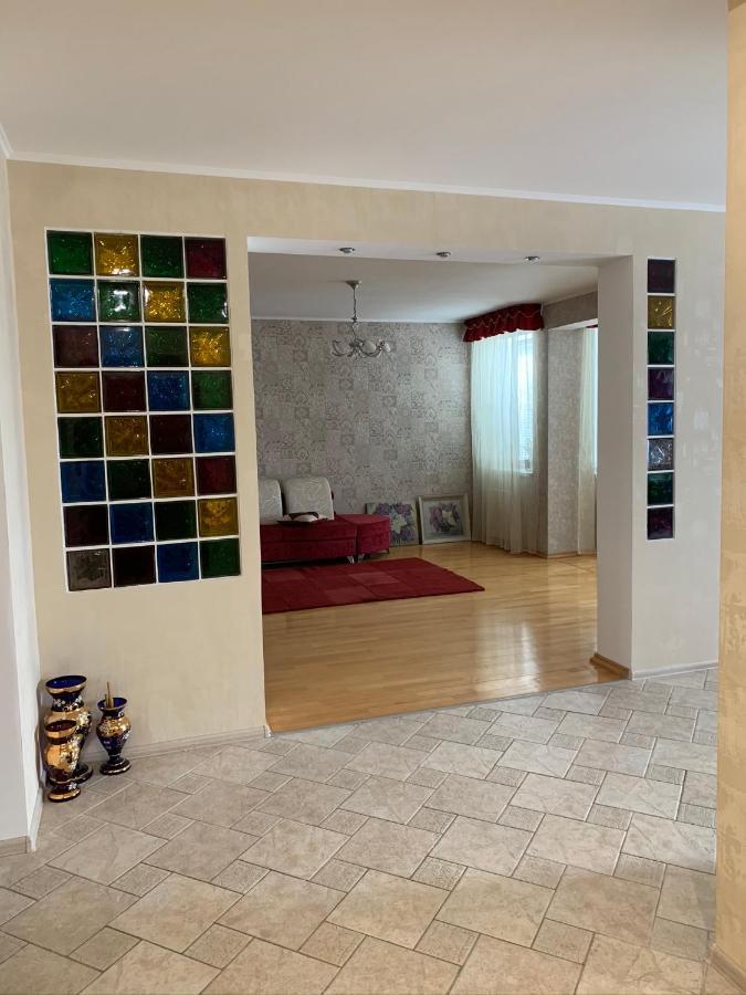 קייב Bright Room Near International Exhibition Centre מראה חיצוני תמונה